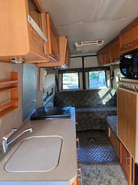 Mercedes Sprinter Leisure Travel Free Spirit Campervan in Rancho Penasquitos