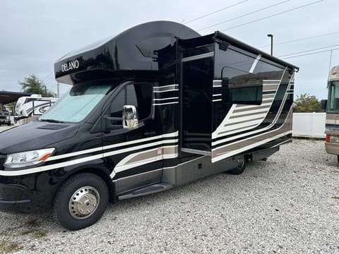 2021 Mercedes Delano 24FB Drivable vehicle in South Daytona