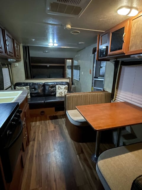 Adventure Awaits RV Rental Wildwood luxury Trailer Towable trailer in El Cajon