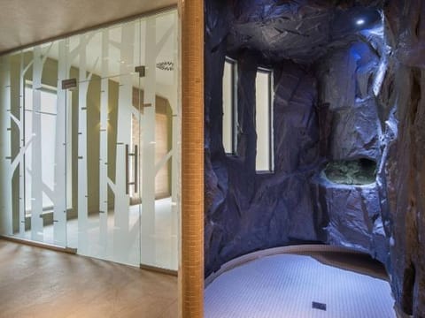 Hotel Interior/Public Areas