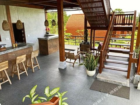 Hotel Interior/Public Areas