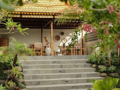 Hotel Interior/Public Areas