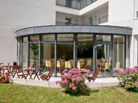 Hotel Interior/Public Areas