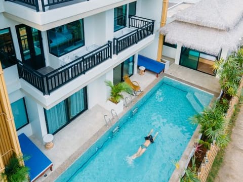 Hotel Interior/Public Areas