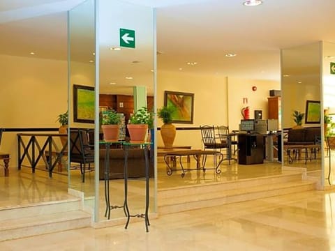 Hotel Interior/Public Areas