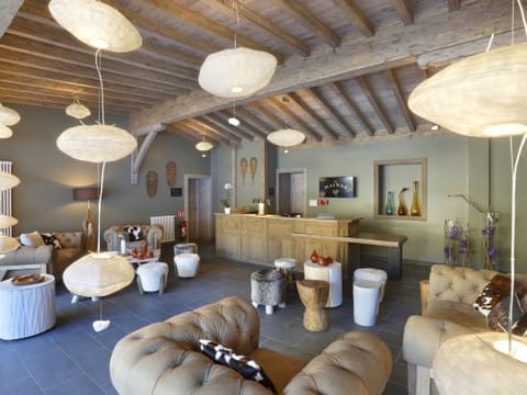 Hotel Interior/Public Areas