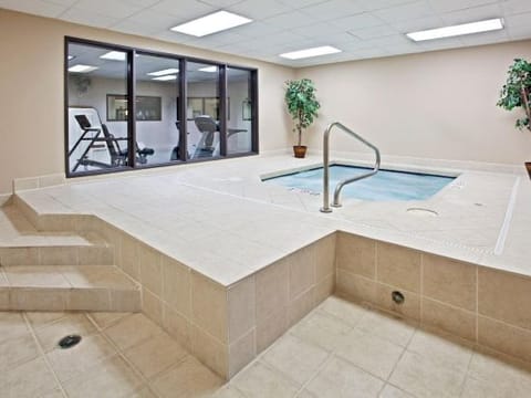 Fitness & Recreational Facilities