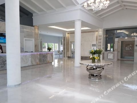 Hotel Interior/Public Areas