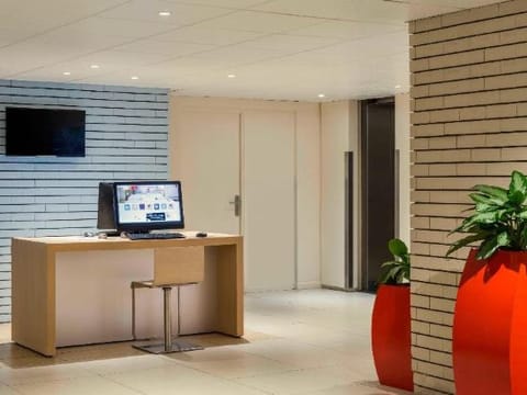 Hotel Interior/Public Areas