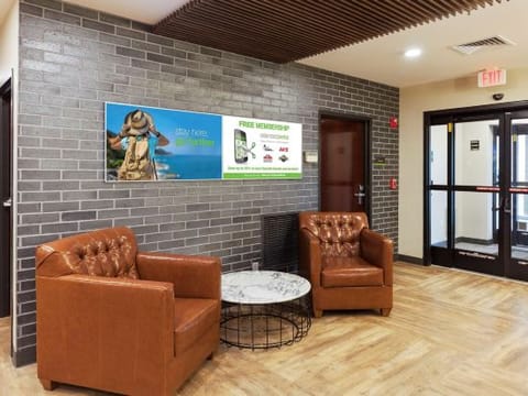 Hotel Interior/Public Areas