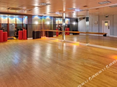 Fitness & Recreational Facilities