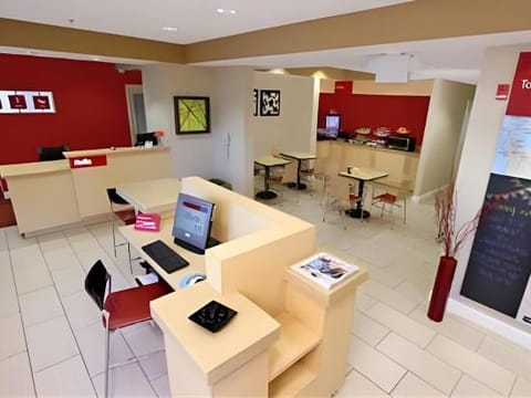 Hotel Interior/Public Areas