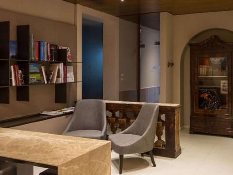 Hotel Interior/Public Areas