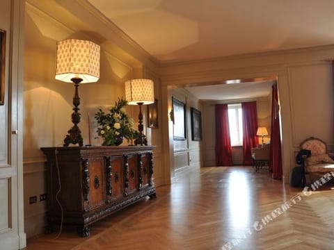 Hotel Interior/Public Areas