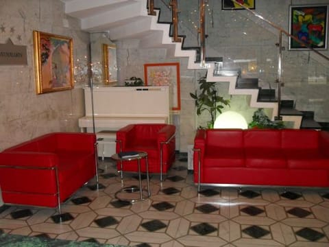 Hotel Interior/Public Areas