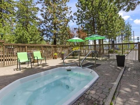 Fitness & Recreational Facilities