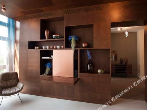 Hotel Interior/Public Areas