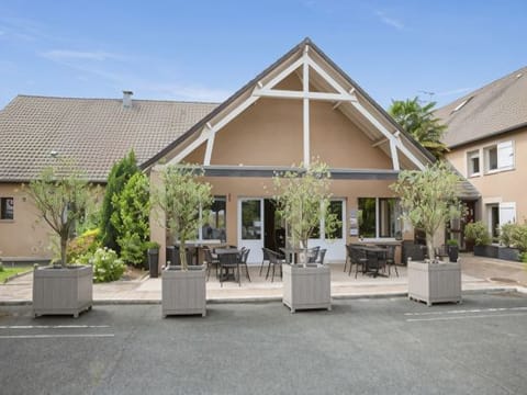 Hotel Interior/Public Areas