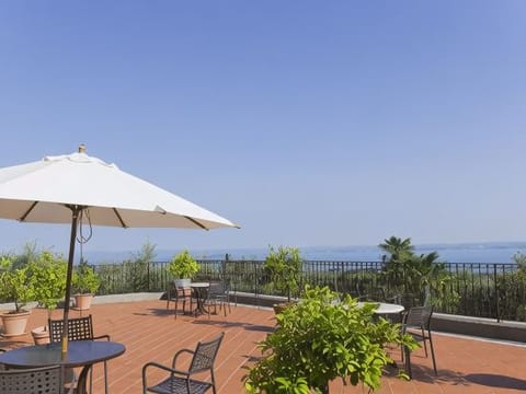 Hotel Interior/Public Areas