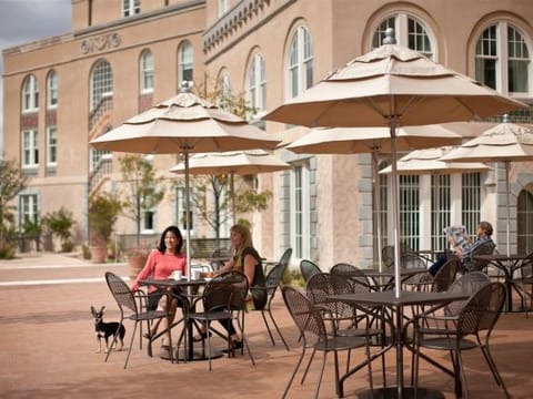 Hotel Interior/Public Areas