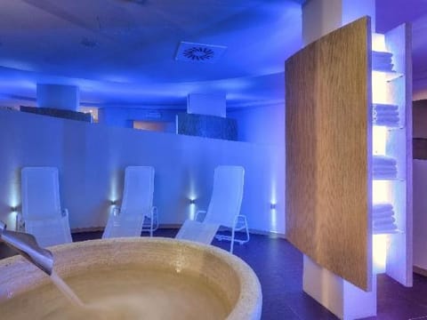 Fitness & Recreational Facilities