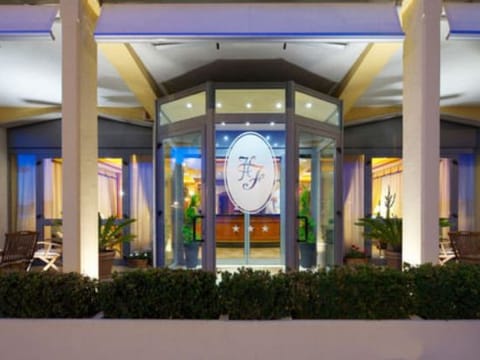 Hotel Interior/Public Areas