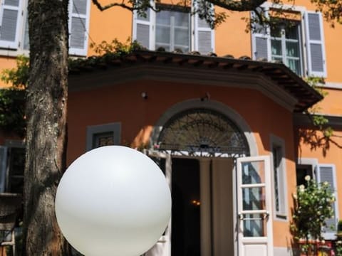 Hotel Interior/Public Areas