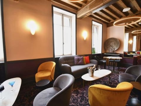 Hotel Interior/Public Areas