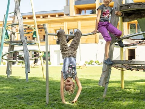 Fitness & Recreational Facilities