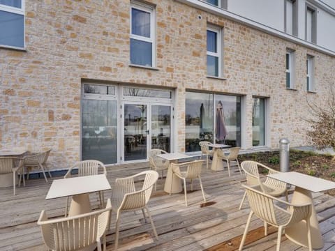 Hotel Interior/Public Areas