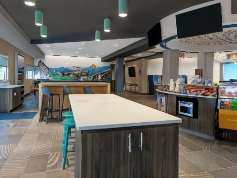 Hotel Interior/Public Areas