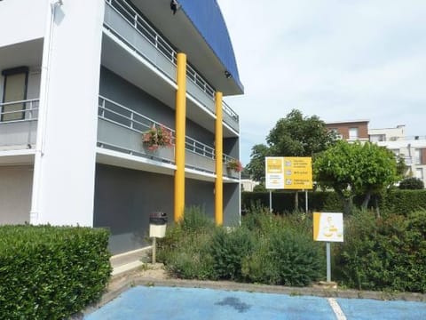 Hotel Interior/Public Areas