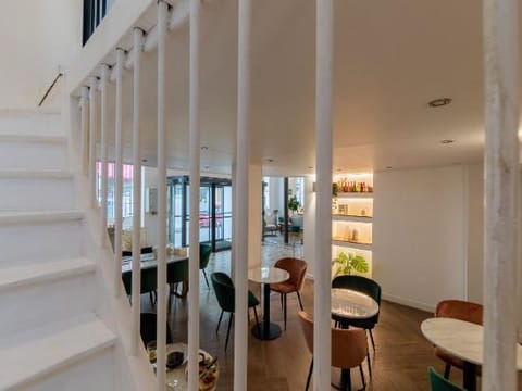 Hotel Interior/Public Areas