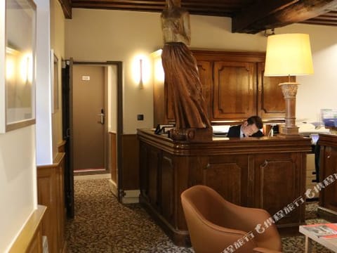 Hotel Interior/Public Areas