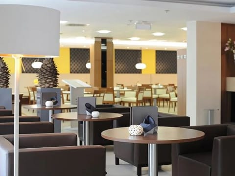 Hotel Interior/Public Areas