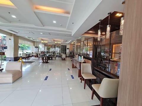 Hotel Interior/Public Areas