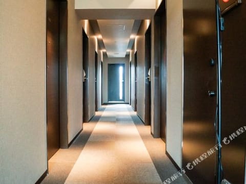 Hotel Interior/Public Areas