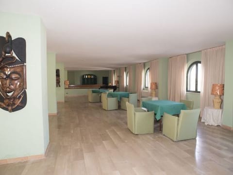 Hotel Interior/Public Areas