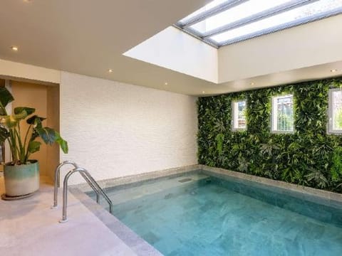 Fitness & Recreational Facilities