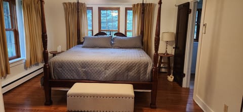 master bedroom king large walk in closet