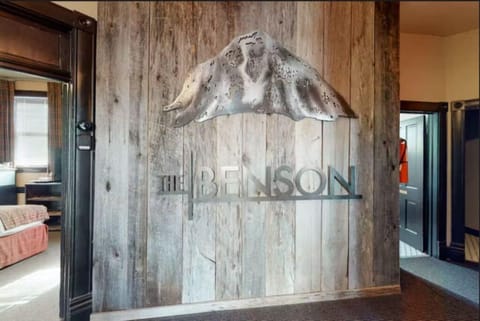 8d35f894-4ea8-4944-b07e-7d2dd3e33cc2