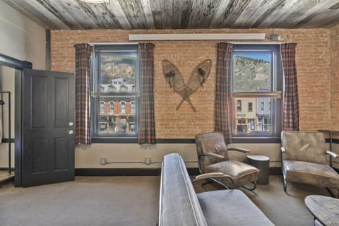 b5107e0c-5f91-4623-bac0-0f7b031fd979