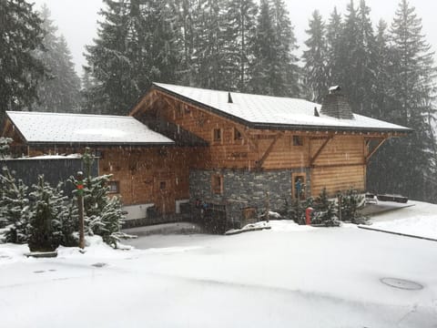 House private street view