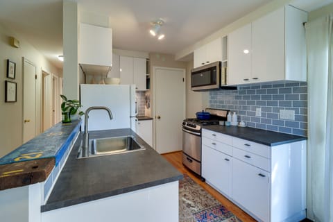 Kitchen | Coffee Maker | Blender | Toaster | Cooking Basics