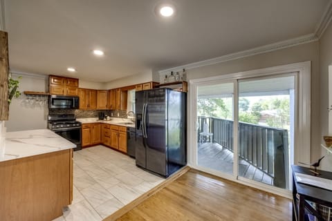 Kitchen & Entry onto Covered Porch