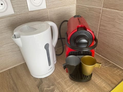 B10417ad 728b 40a5 9317 304a70fc343b