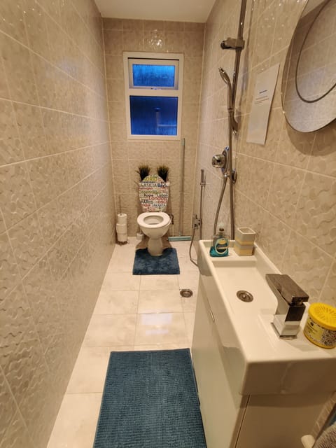 Combined shower/tub, hair dryer, towels, soap