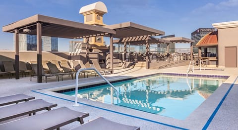 Marriott Chateau - 2 Bedroom Villa, 2 King beds, 2 Sofa beds\nNO RESORT FEE Villa in Las Vegas Strip