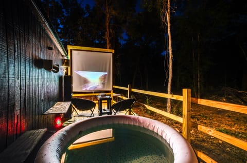 Nighttime Views | Outdoor Projector Movie Screen