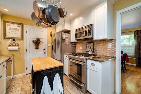 Electrolux Dual Fuel Gas Convection range. Best Range ever!